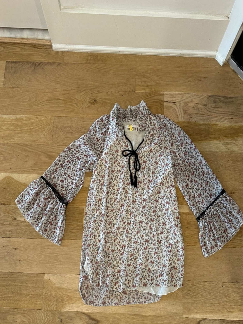 See by Chloe Tunic Long Sleeve Top Floral Print in Size S